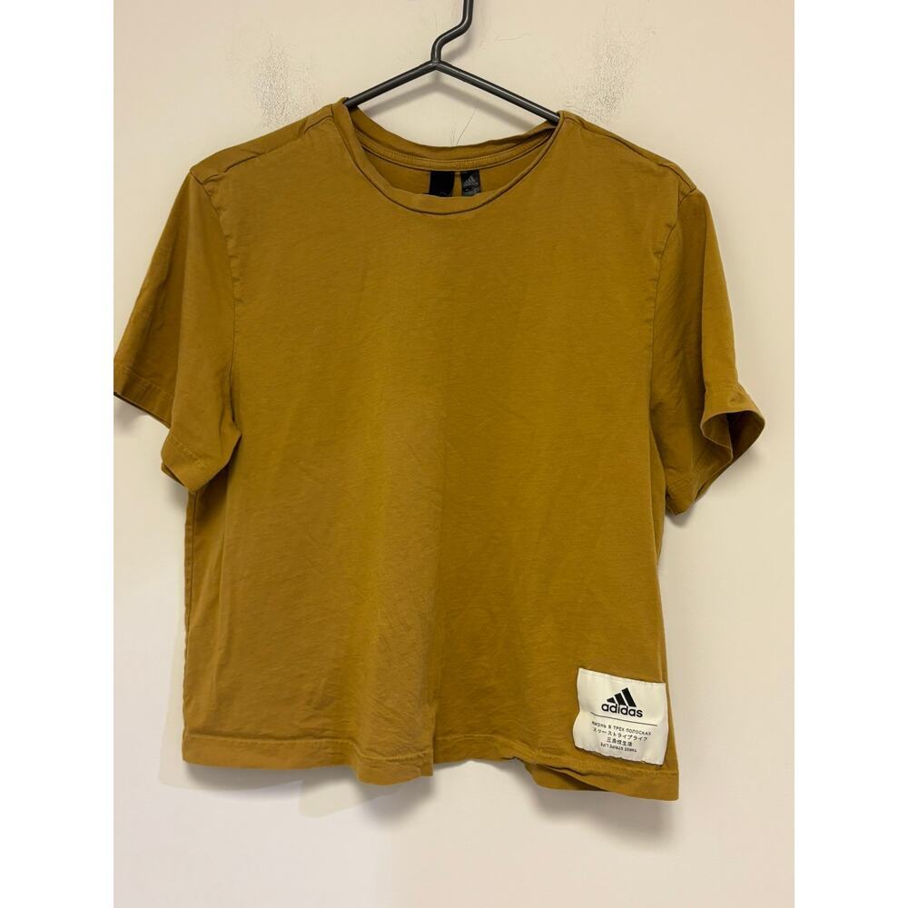 Adidas Mustard Tan T-Shirt Size S Logo Patch Streetwear Minimalist Casual Tee
